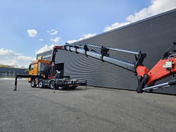 Mercedes-Benz Arocs 3251 8X4 / PALFINGER PK 65002 + JIB